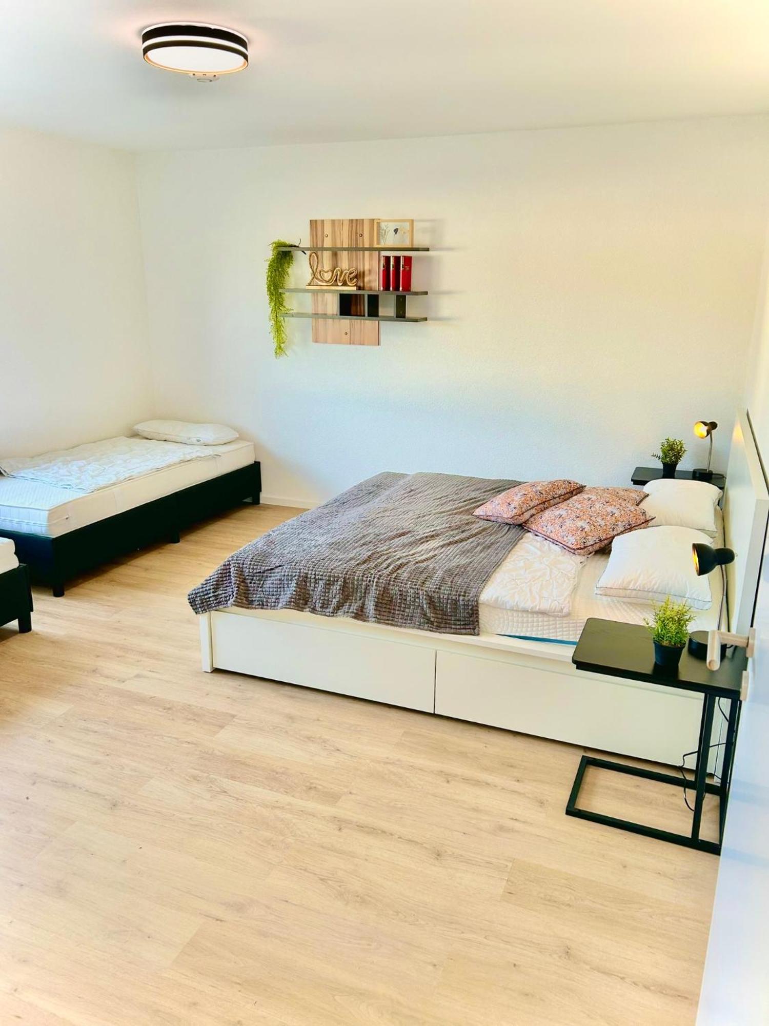 Diamond Apartments: Residenz Dreilaendereck Nahe Flughafen Herten  ภายนอก รูปภาพ