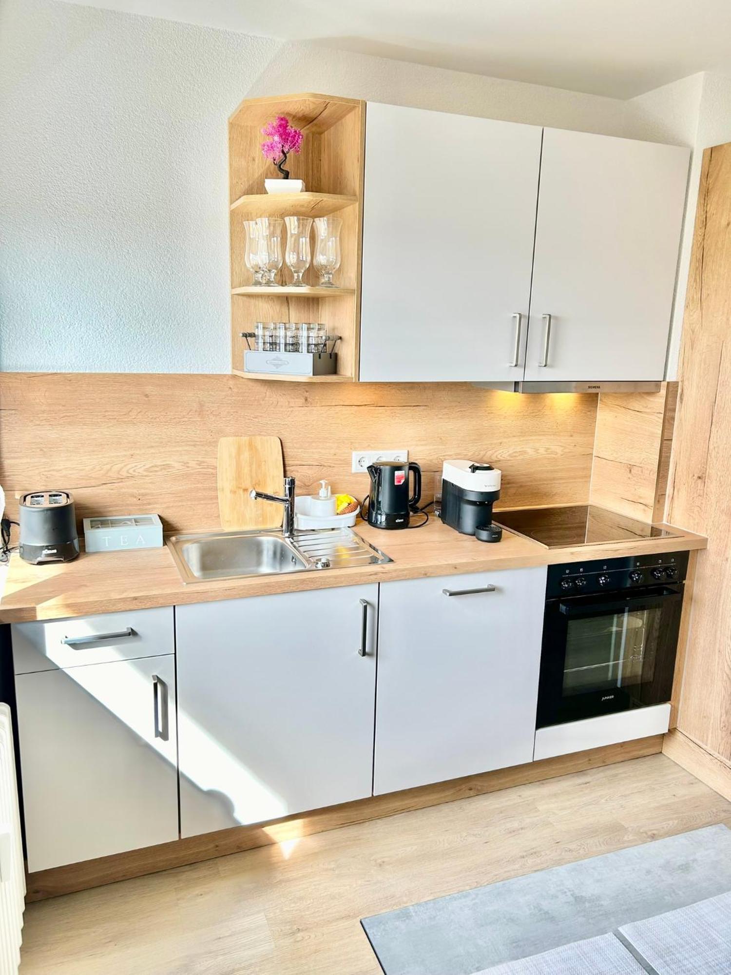 Diamond Apartments: Residenz Dreilaendereck Nahe Flughafen Herten  ภายนอก รูปภาพ